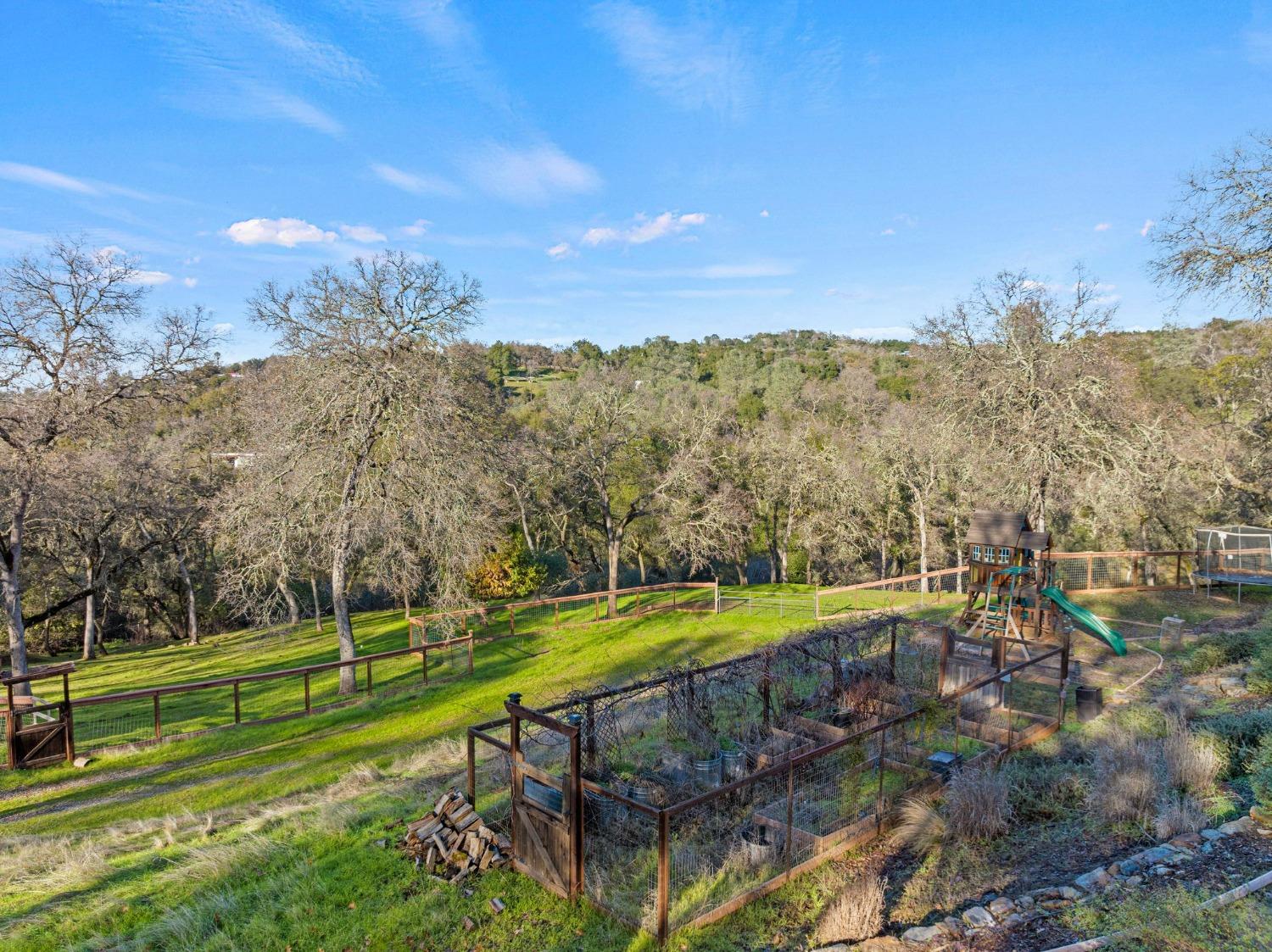 6271 Mr Magpie Court