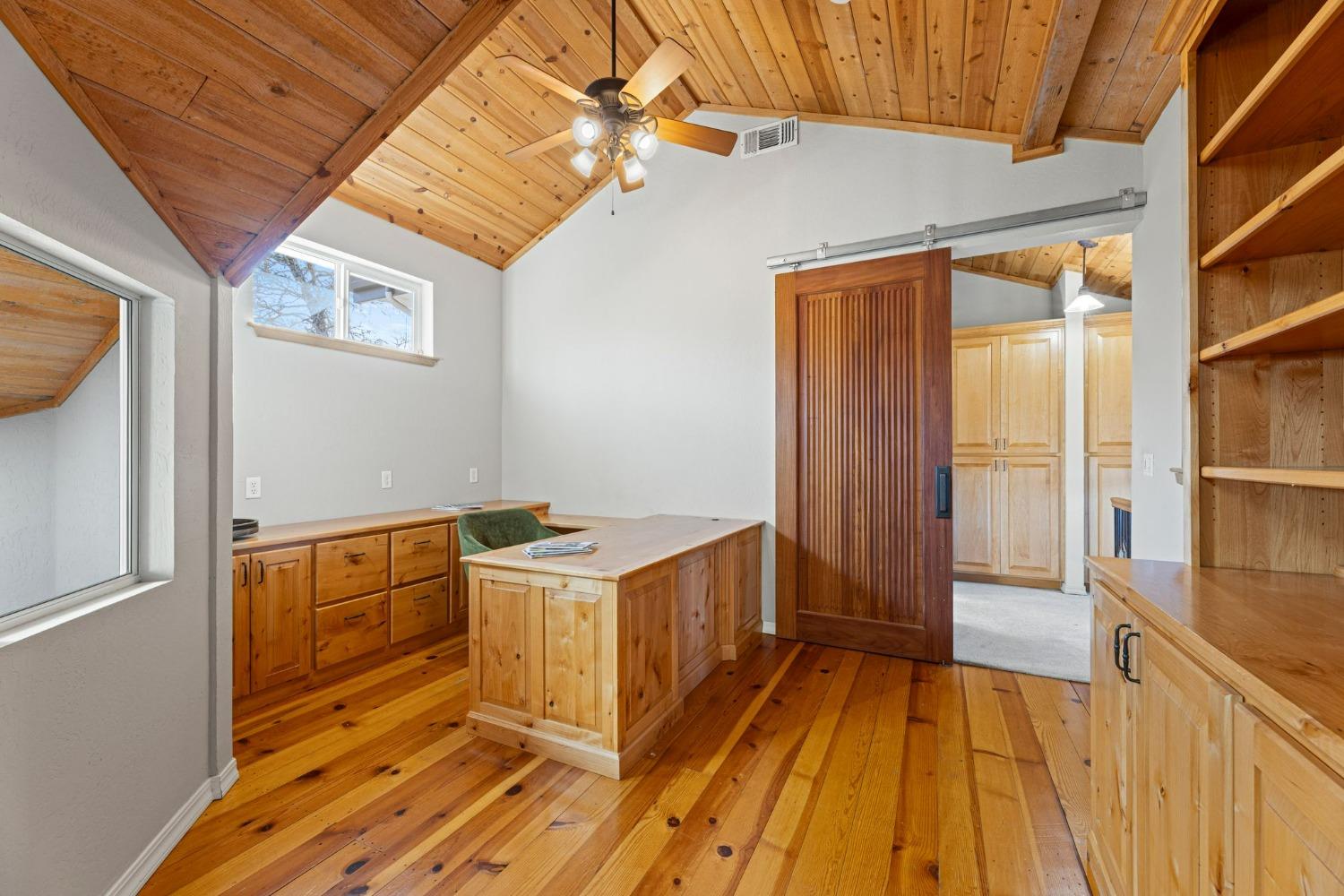 6271 Mr Magpie Court