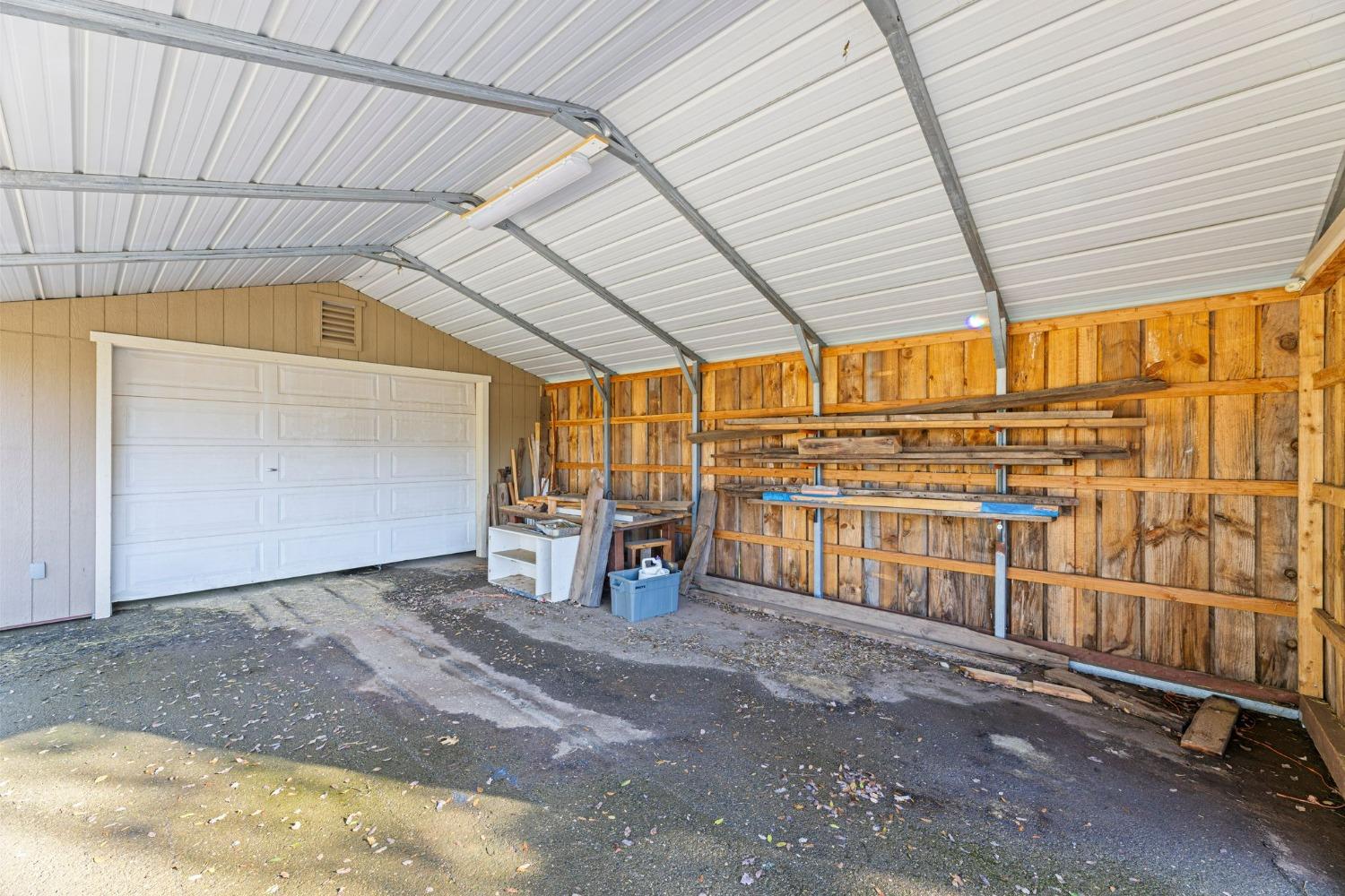 6271 Mr Magpie Court