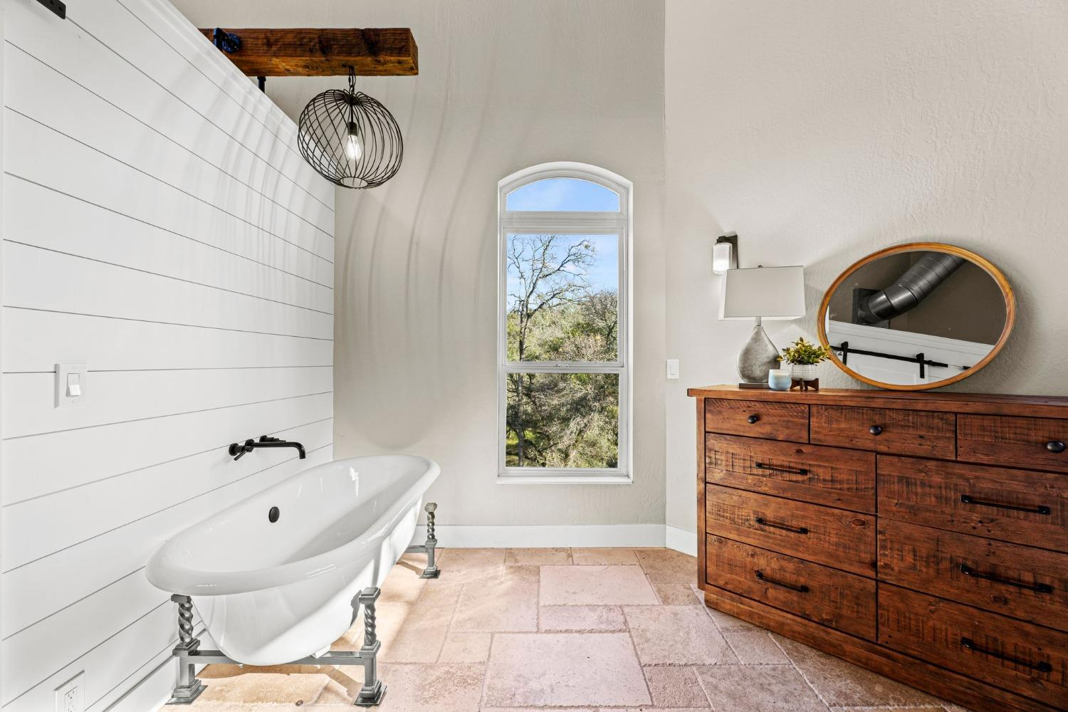 6271 Mr Magpie Court