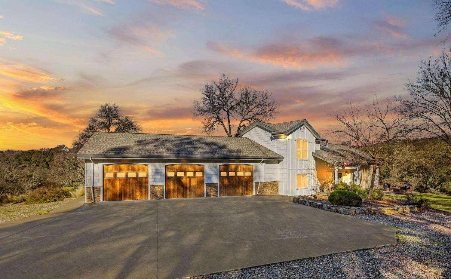 6271 Mr Magpie Court