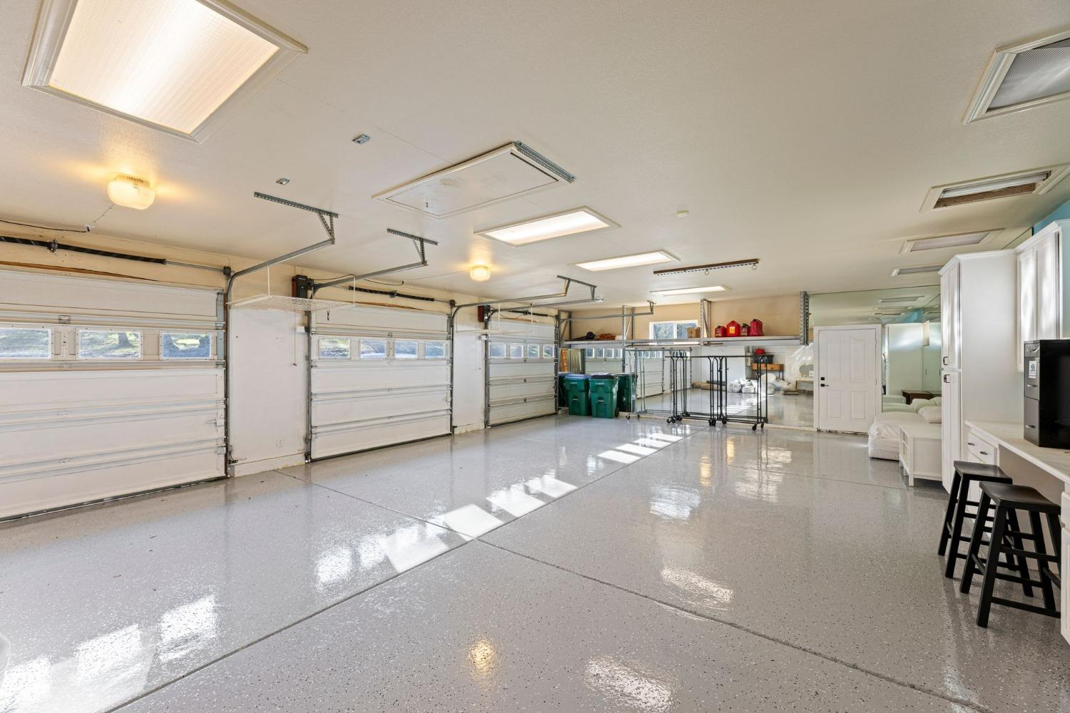 6271 Mr Magpie Court