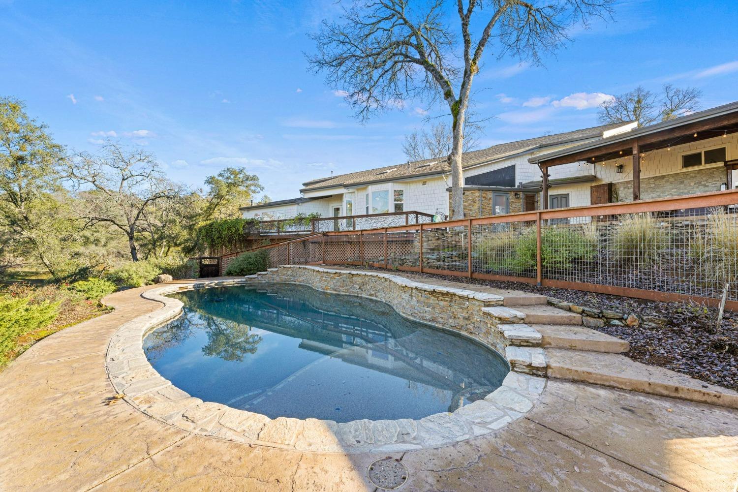 6271 Mr Magpie Court