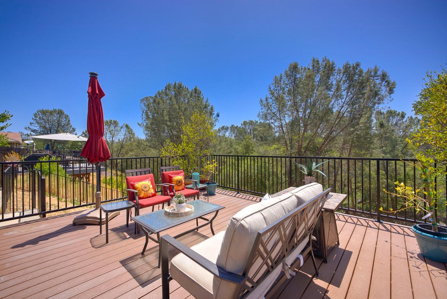 571 Willow Ridge Court