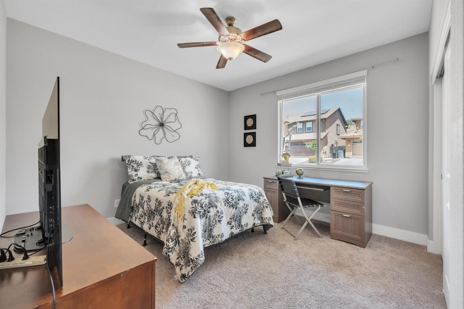 571 Willow Ridge Court