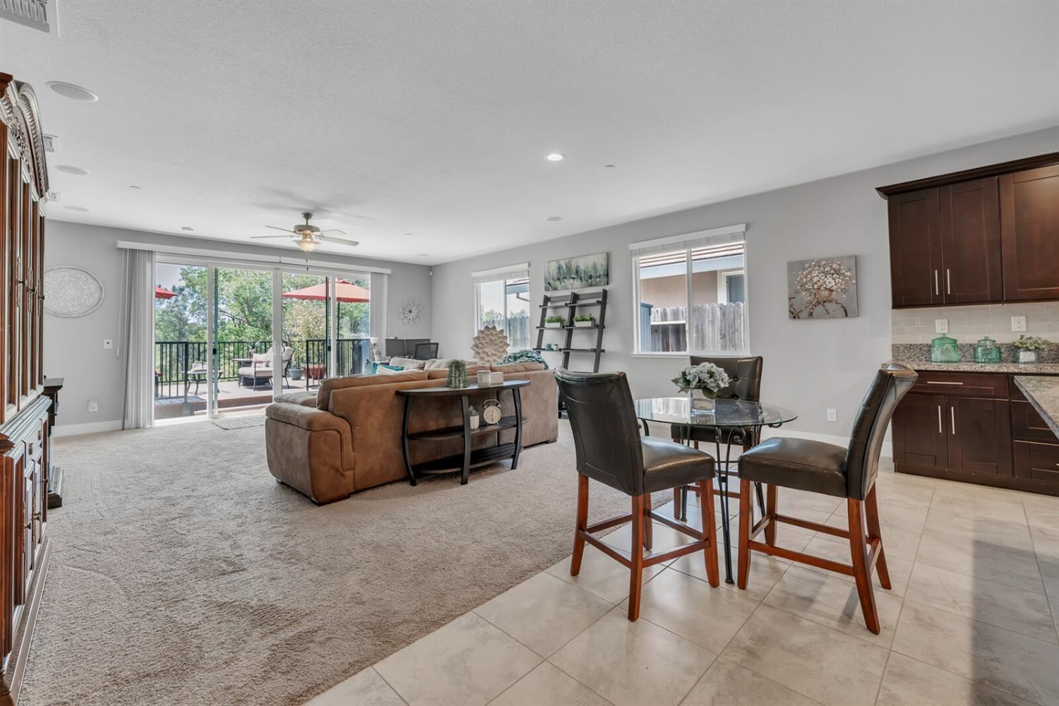 571 Willow Ridge Court