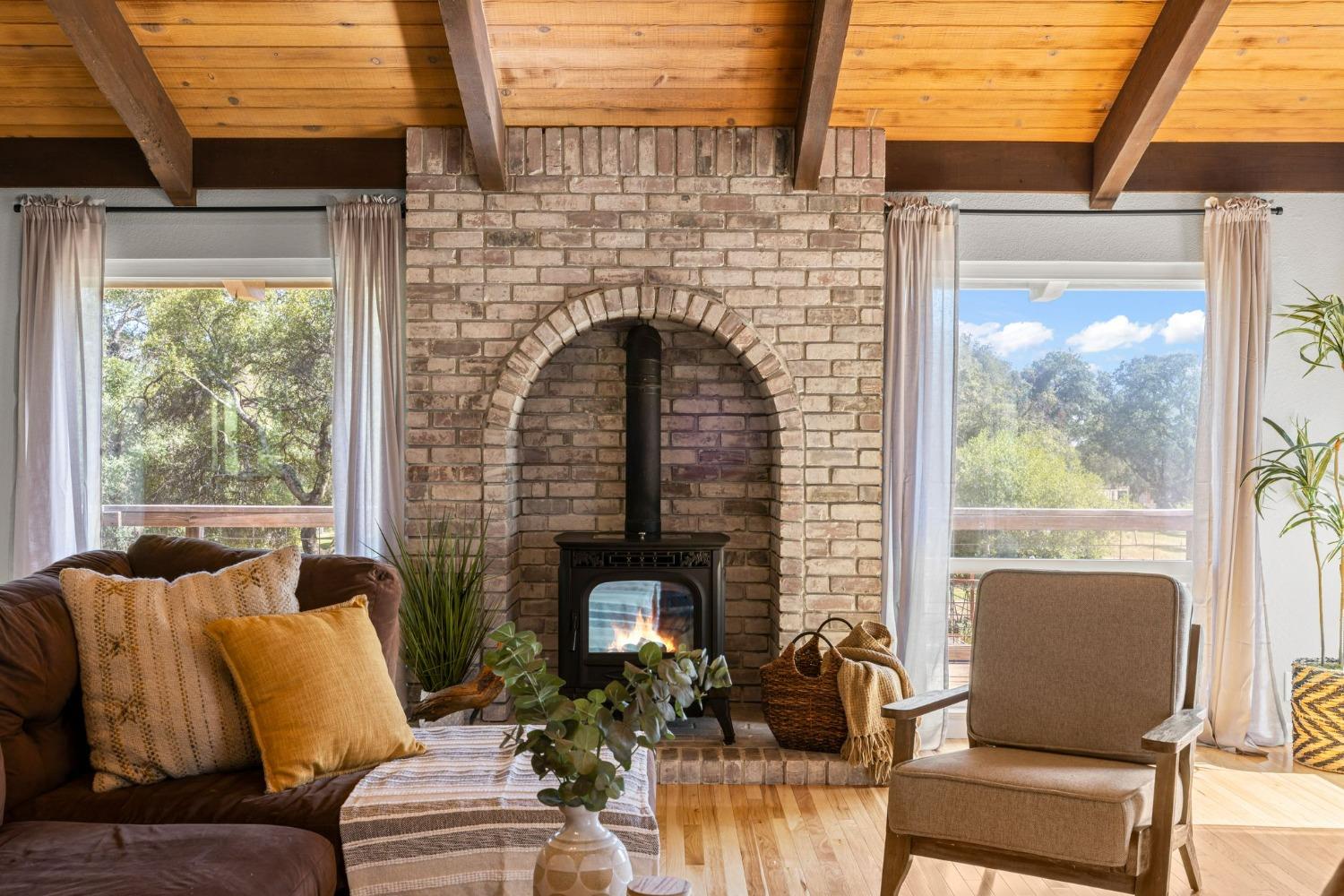 4980 Barnett Ranch Road