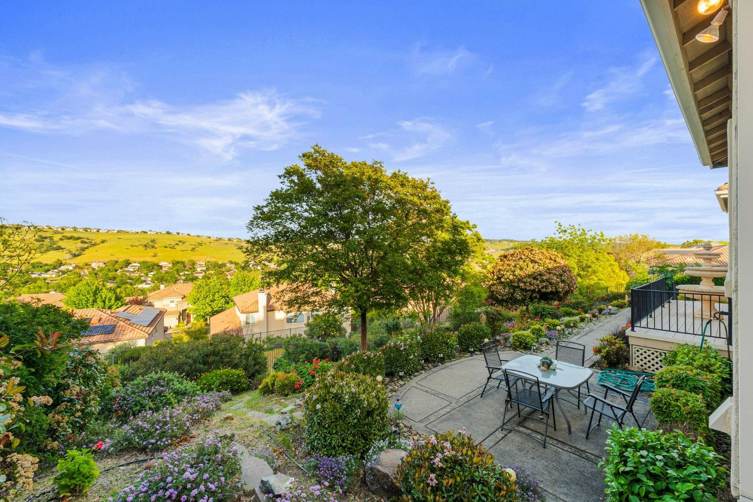 1229 Souza Drive