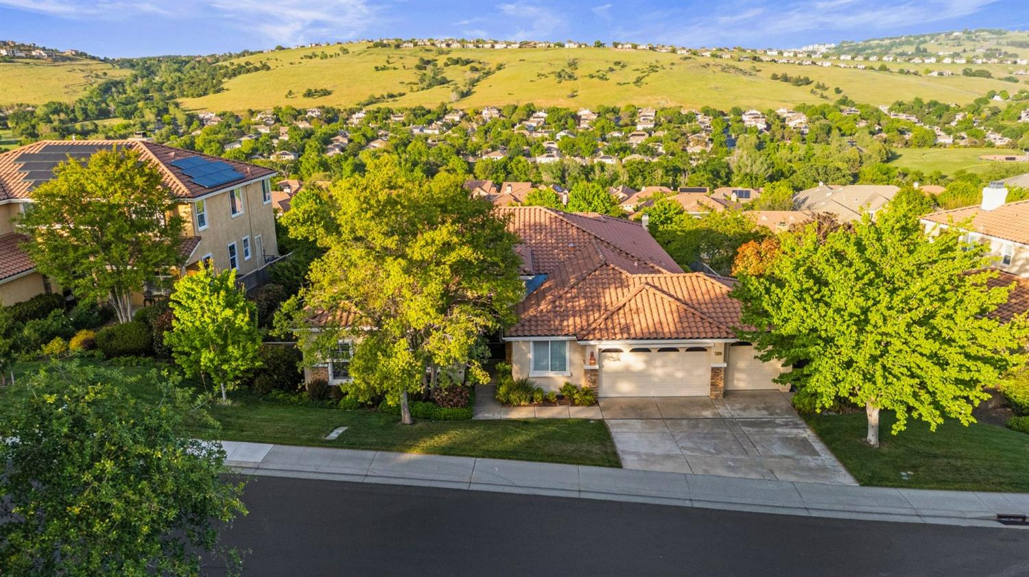 1229 Souza Drive