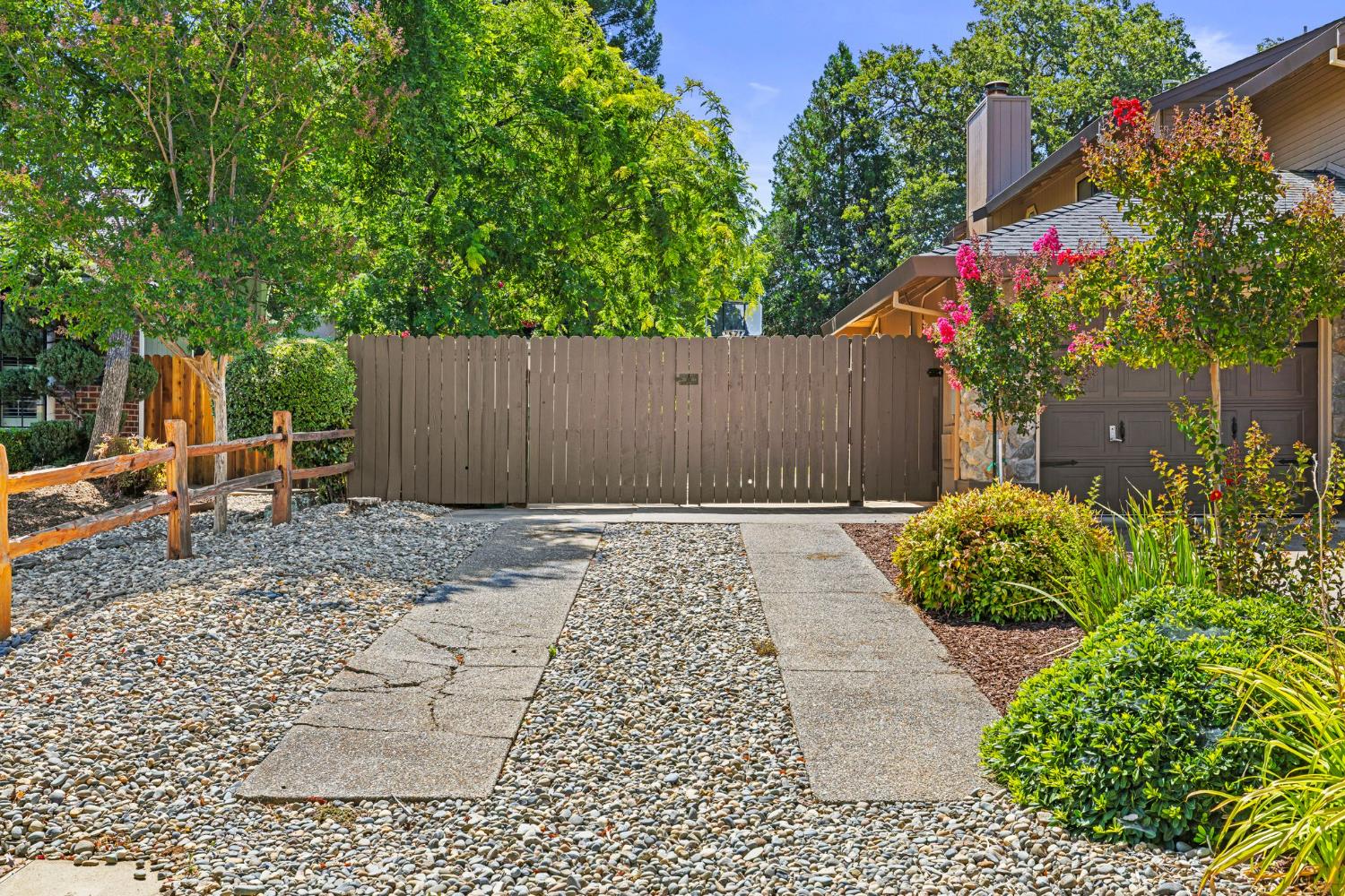 4208 Valtara Road