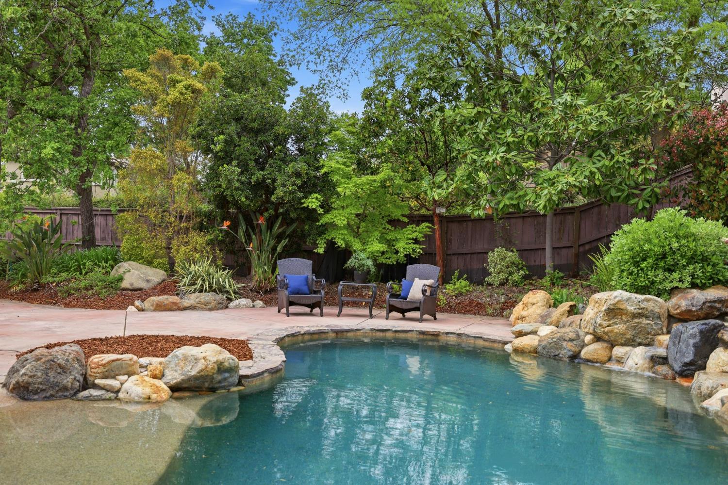 4917 Village Green Drive