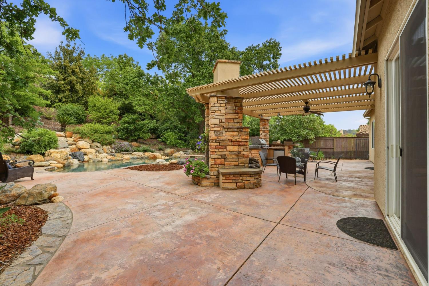 4917 Village Green Drive