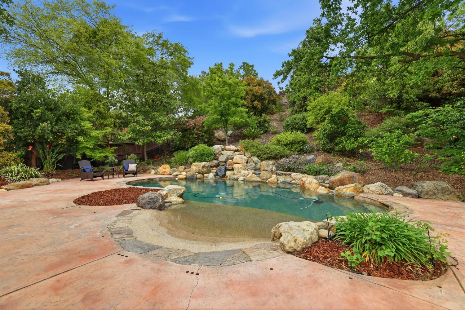 4917 Village Green Drive