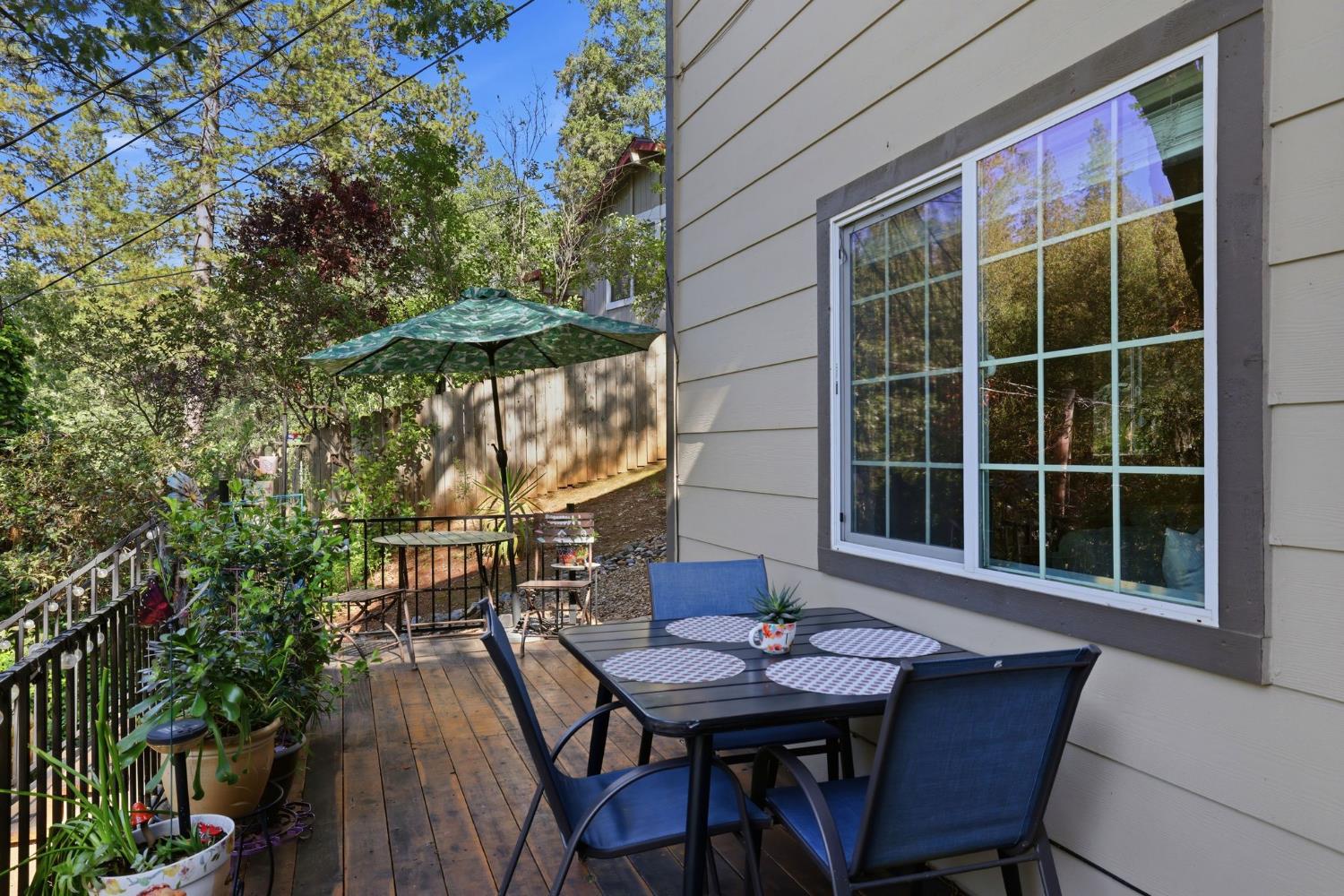 1110 Madrone Lane