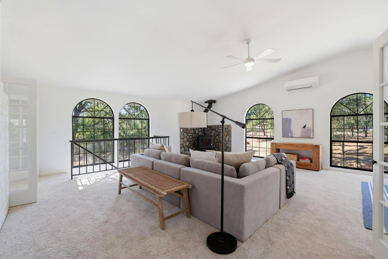 2730 Golden Fawn Trail