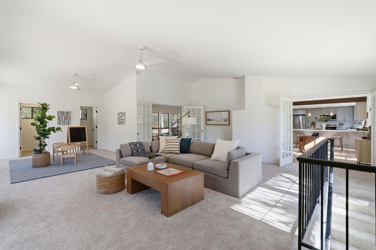 2730 Golden Fawn Trail