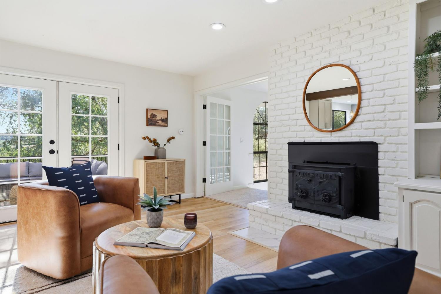 2730 Golden Fawn Trail