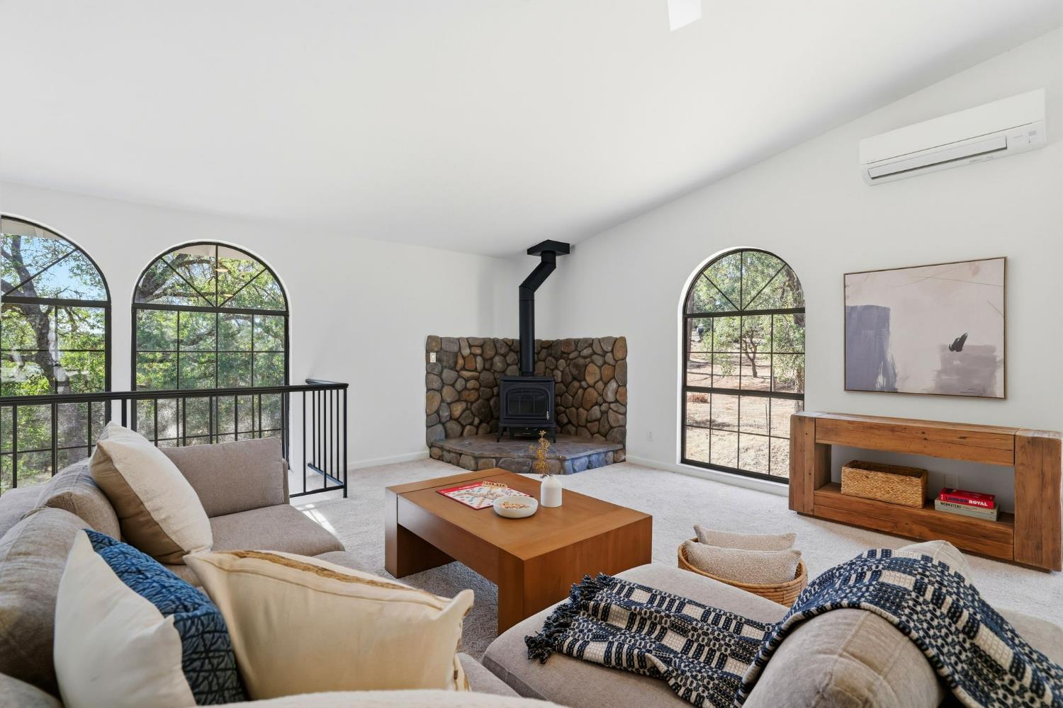 2730 Golden Fawn Trail