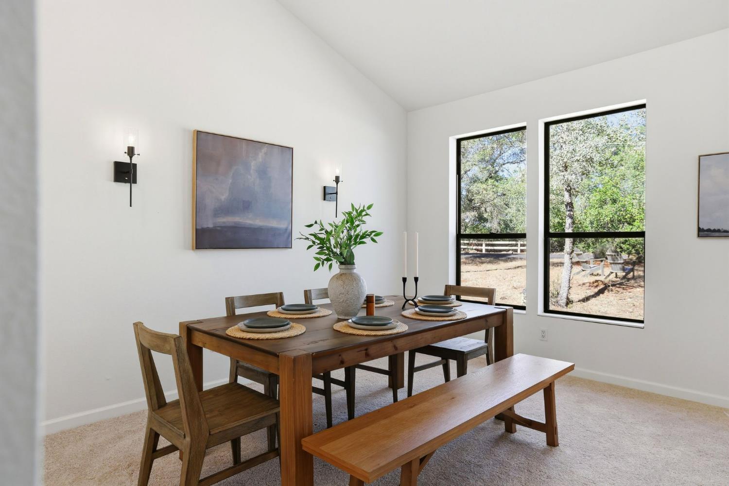 2730 Golden Fawn Trail