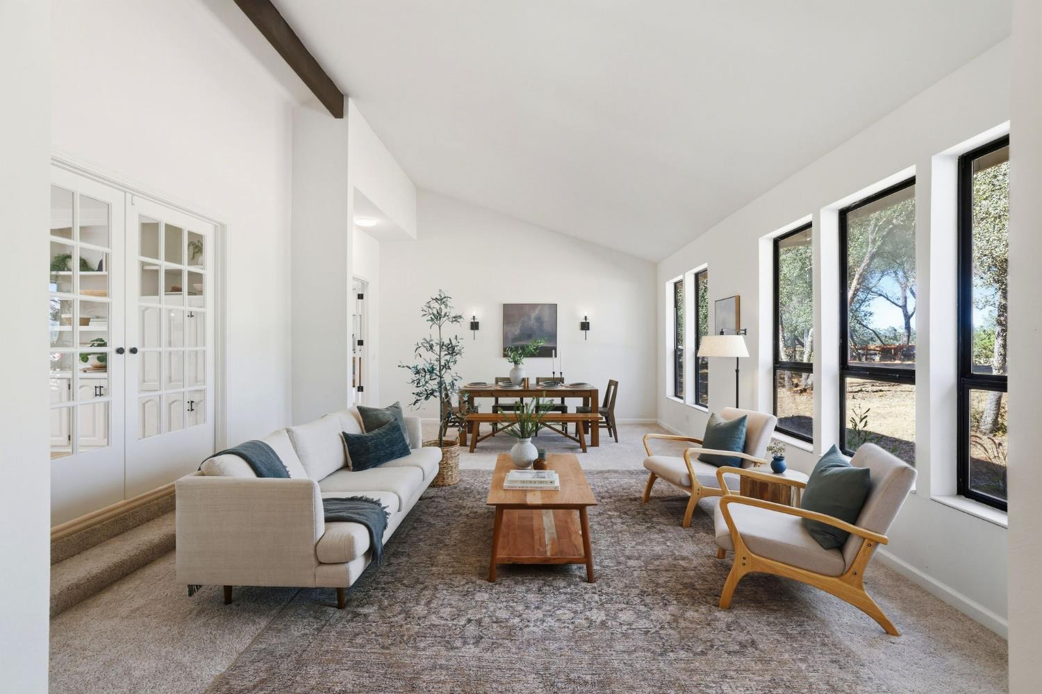 2730 Golden Fawn Trail