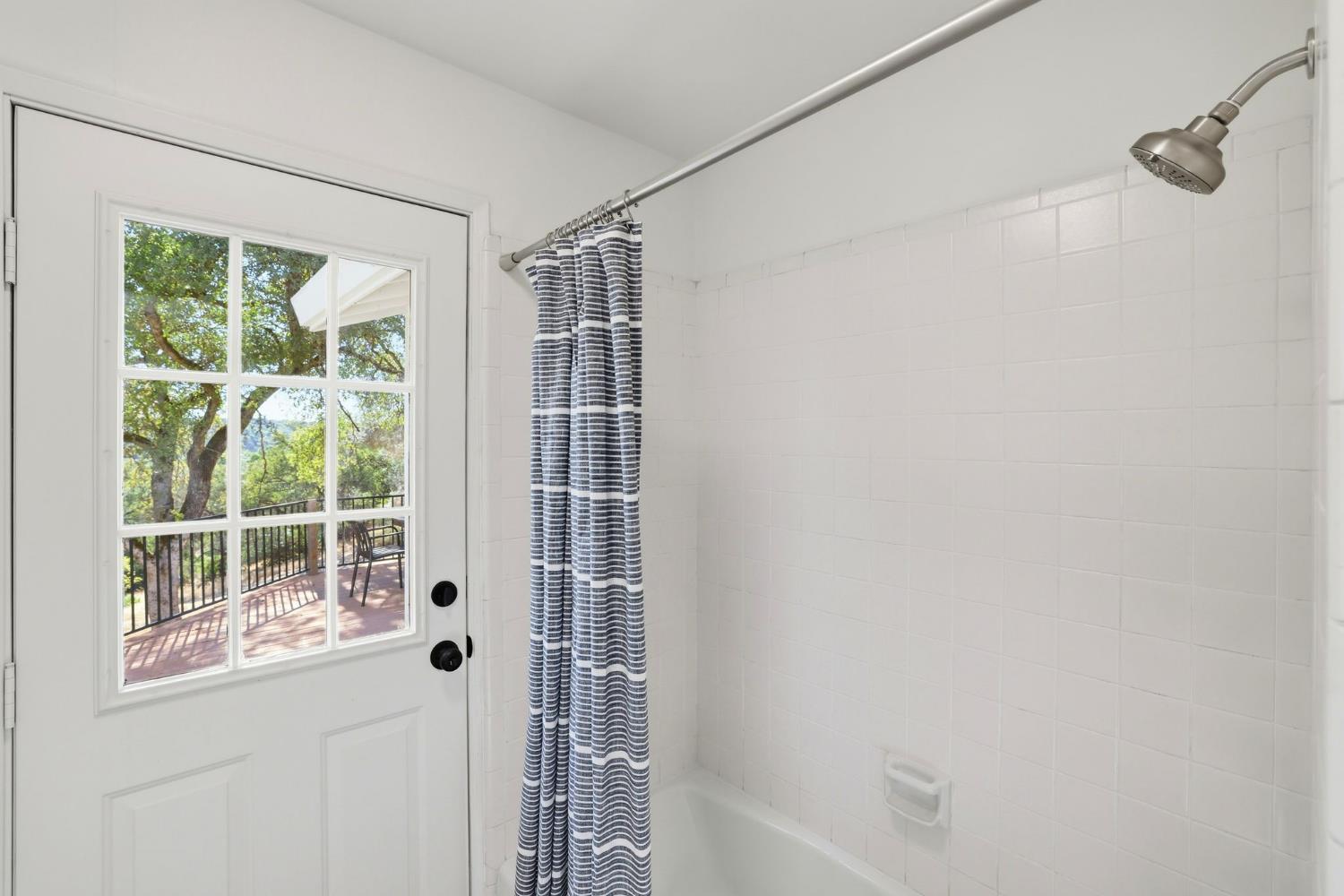 2730 Golden Fawn Trail