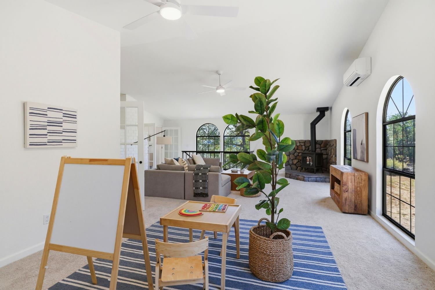 2730 Golden Fawn Trail