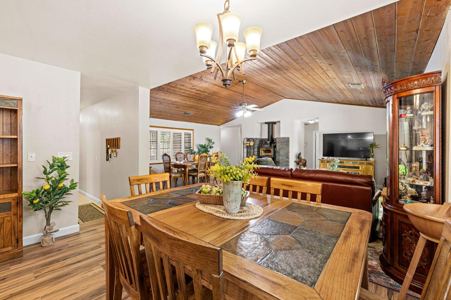 3719 Garnet Road