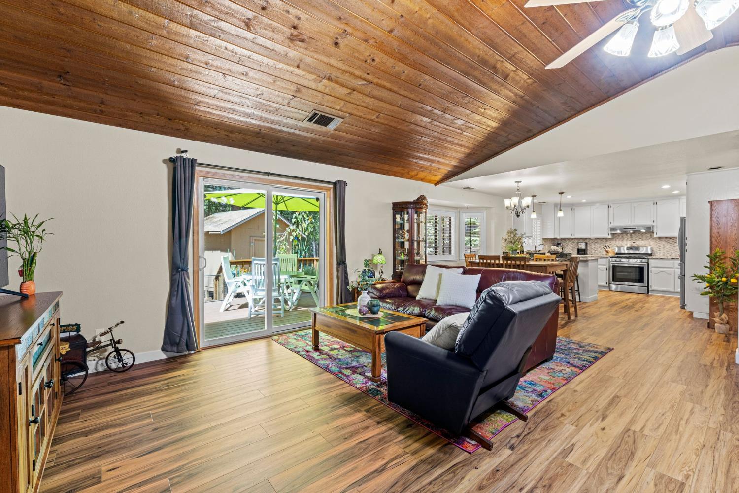 3719 Garnet Road