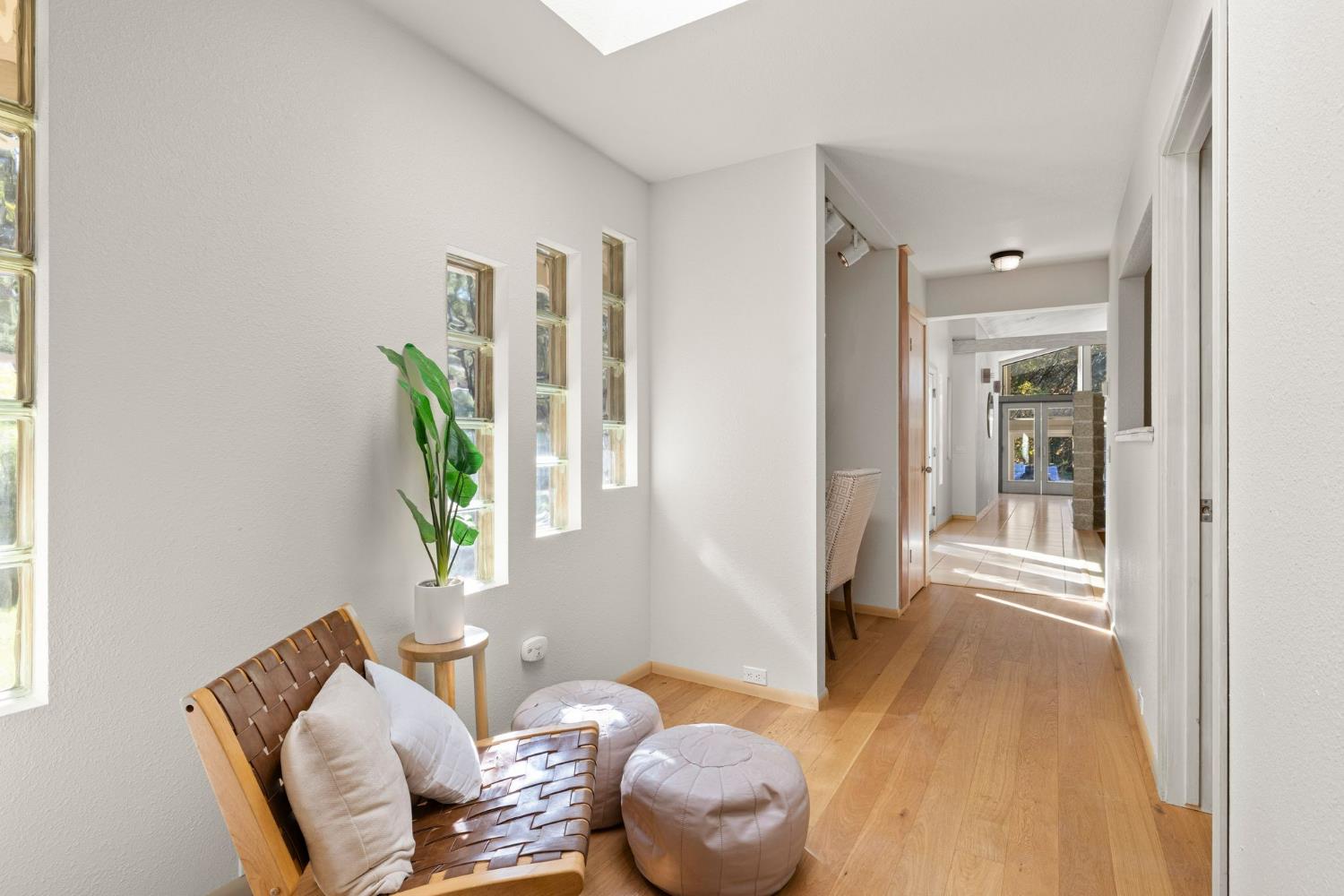 1730 Larelyn Lane