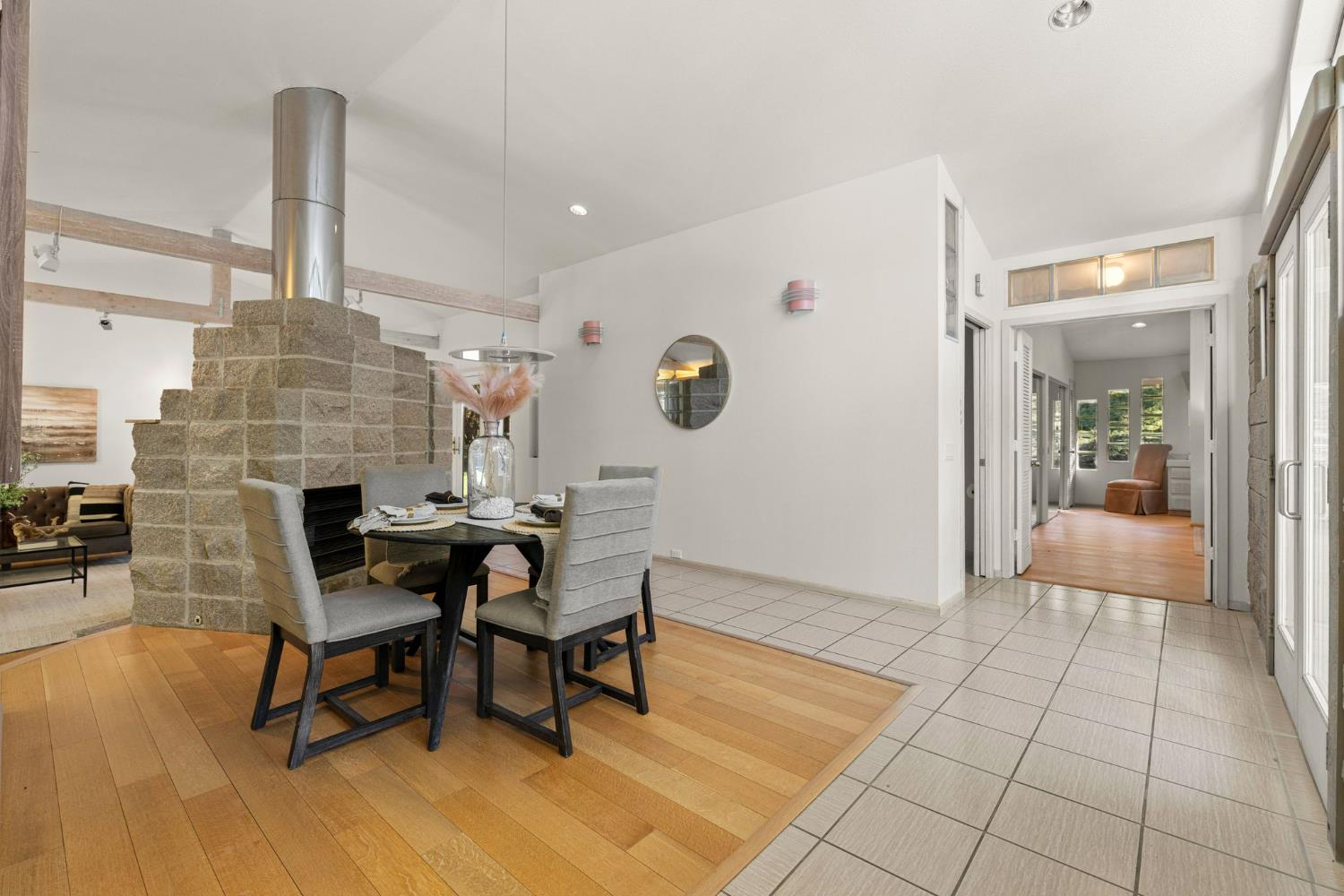 1730 Larelyn Lane