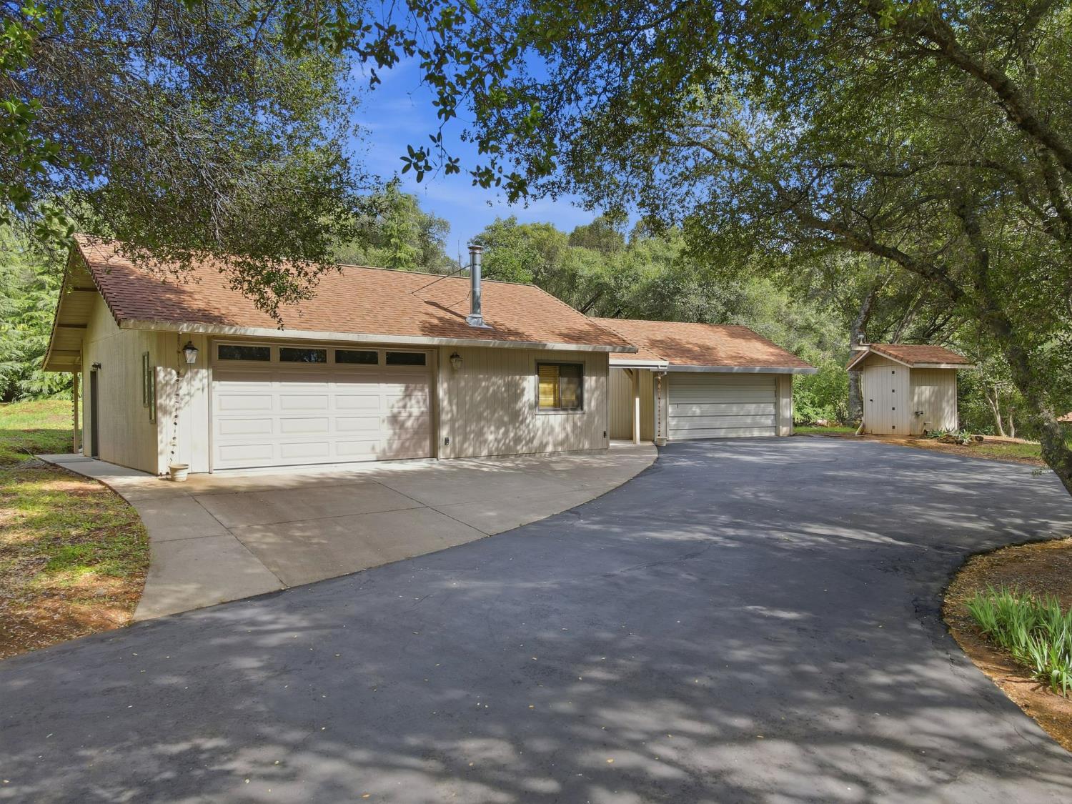 1730 Larelyn Lane