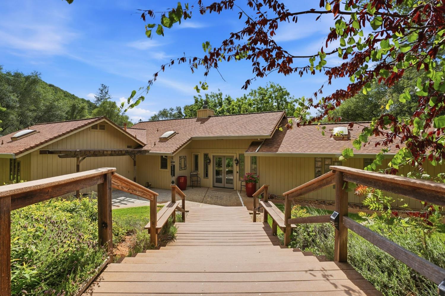 1730 Larelyn Lane