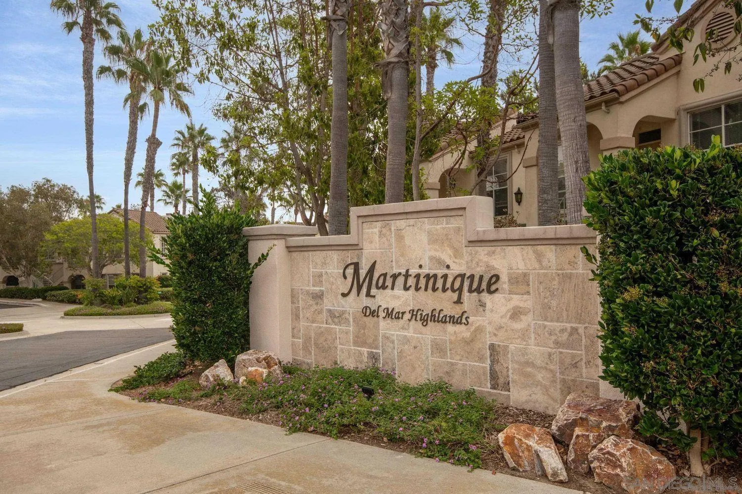 3621 Bernwood Unit 115