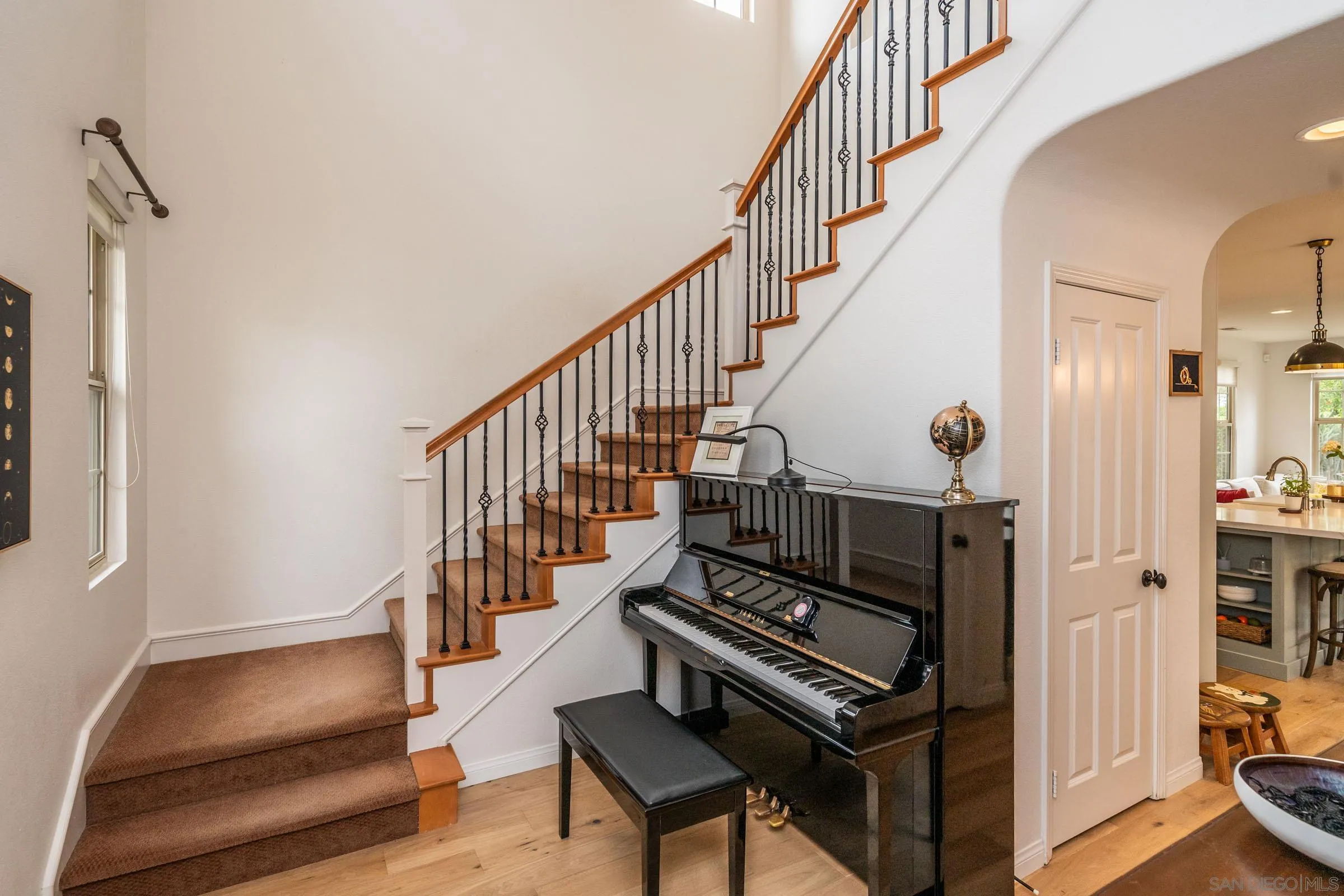5621 Shasta Daisy Trl