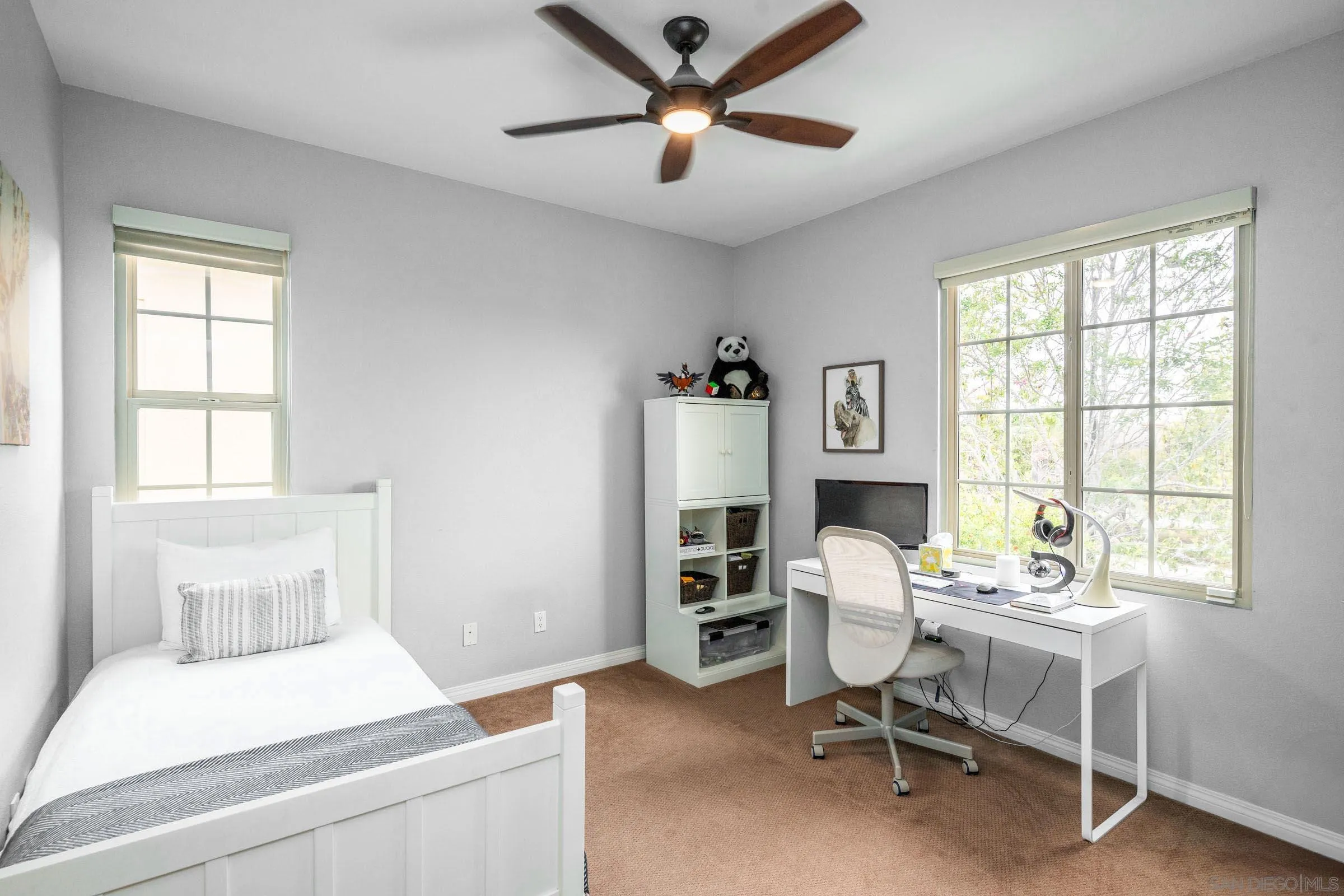 5621 Shasta Daisy Trl