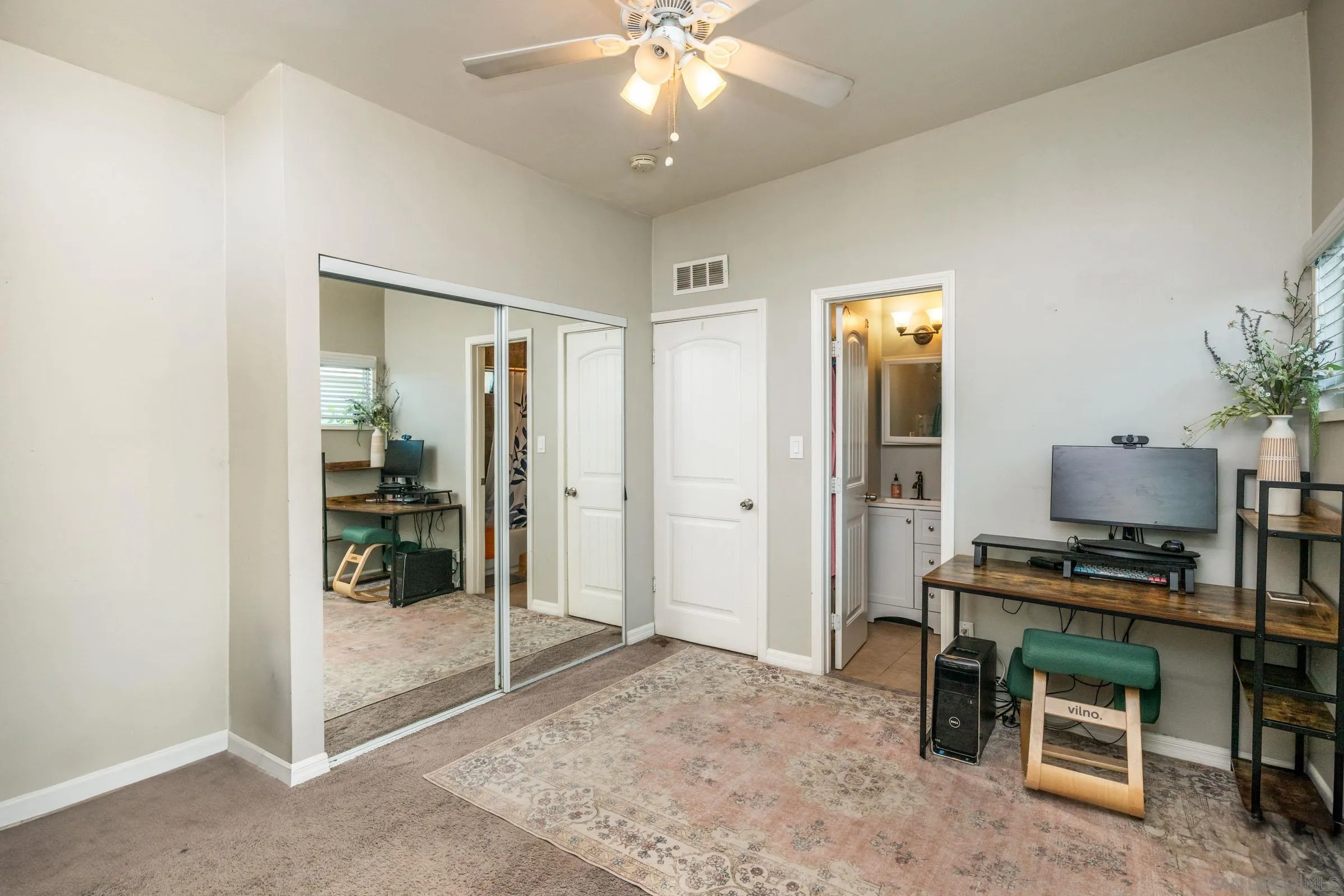 1002 Cuyamaca Ave