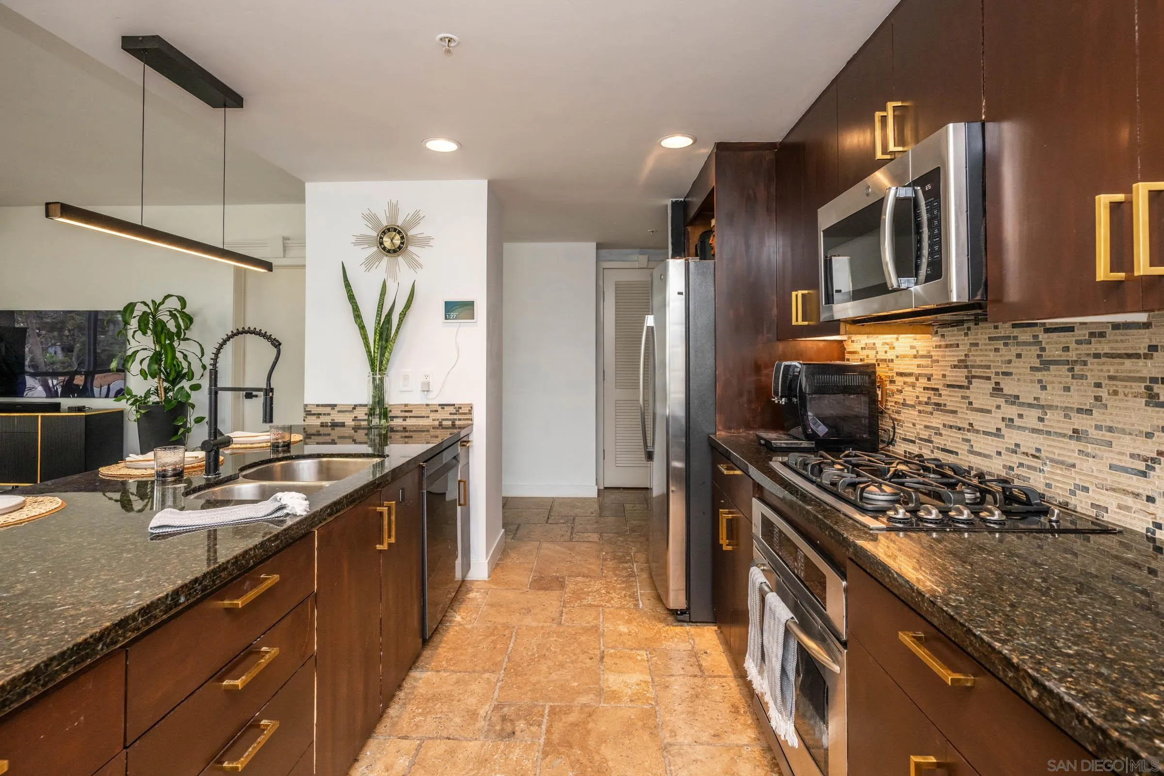 3812 Park Blvd Unit 206