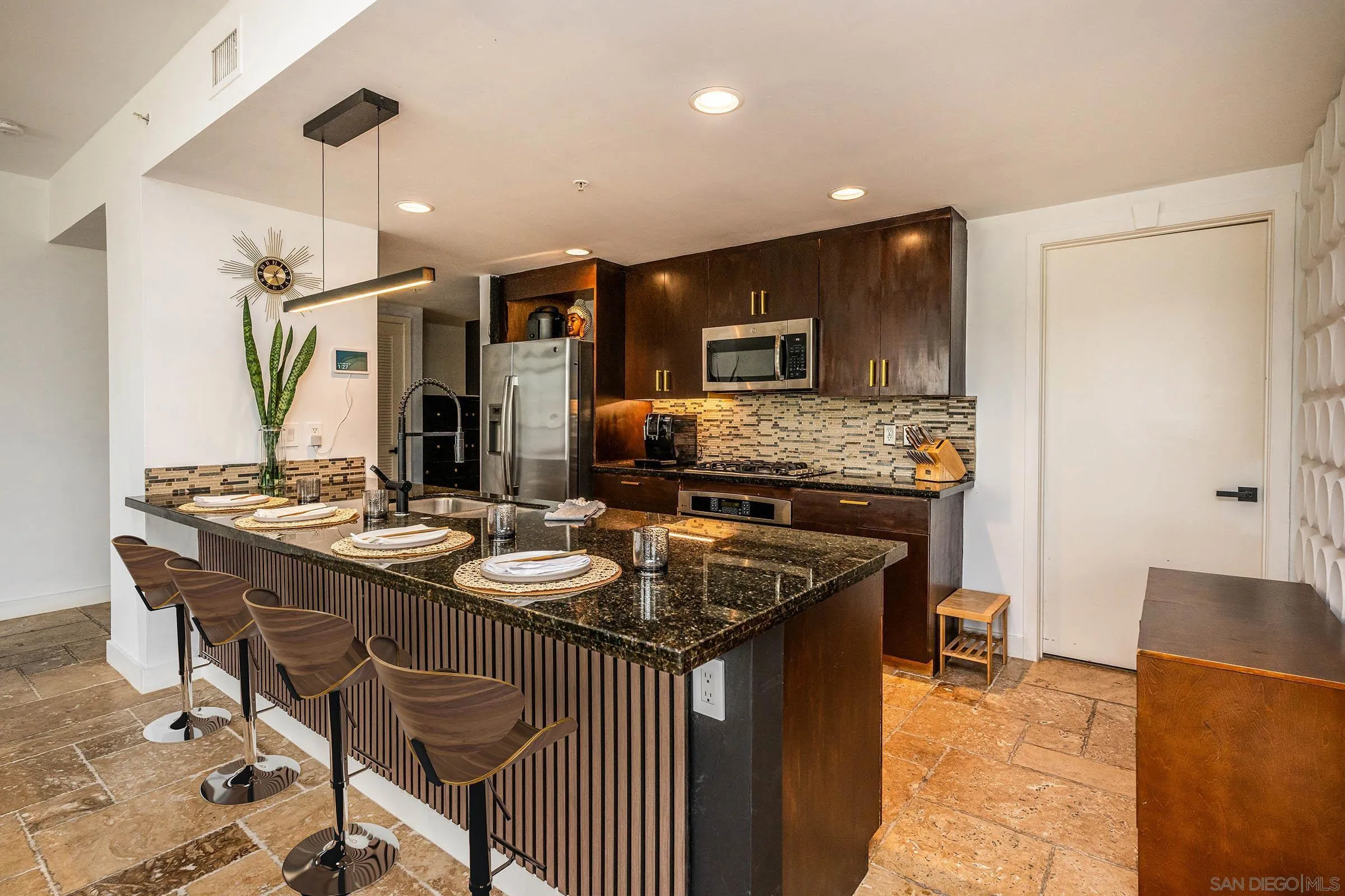 3812 Park Blvd Unit 206