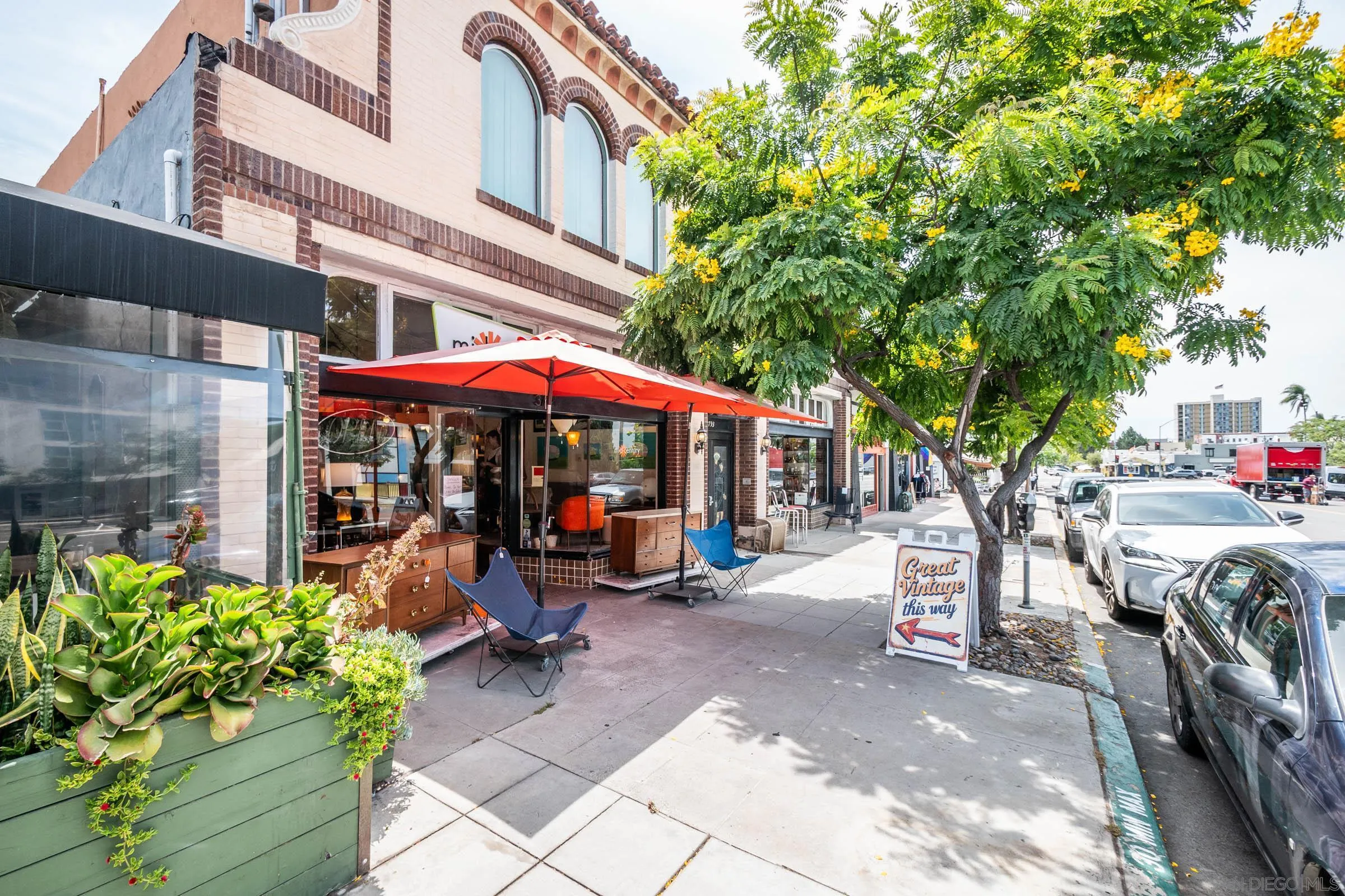 3812 Park Blvd Unit 206