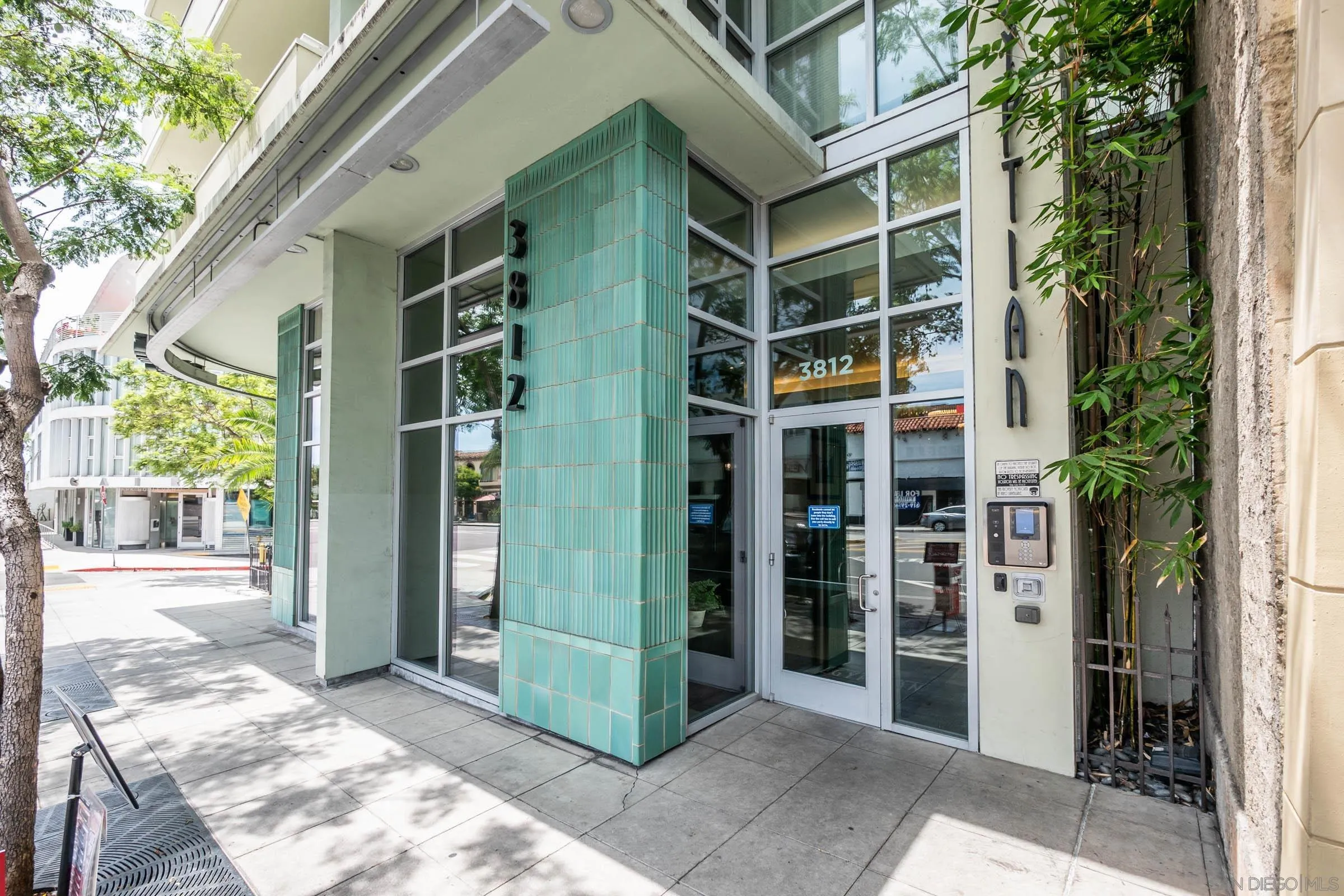 3812 Park Blvd Unit 206