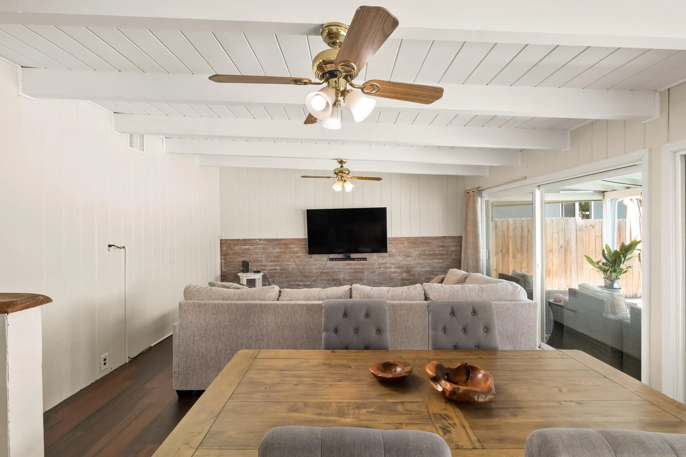 7572 Sturgess Ave, La Mesa