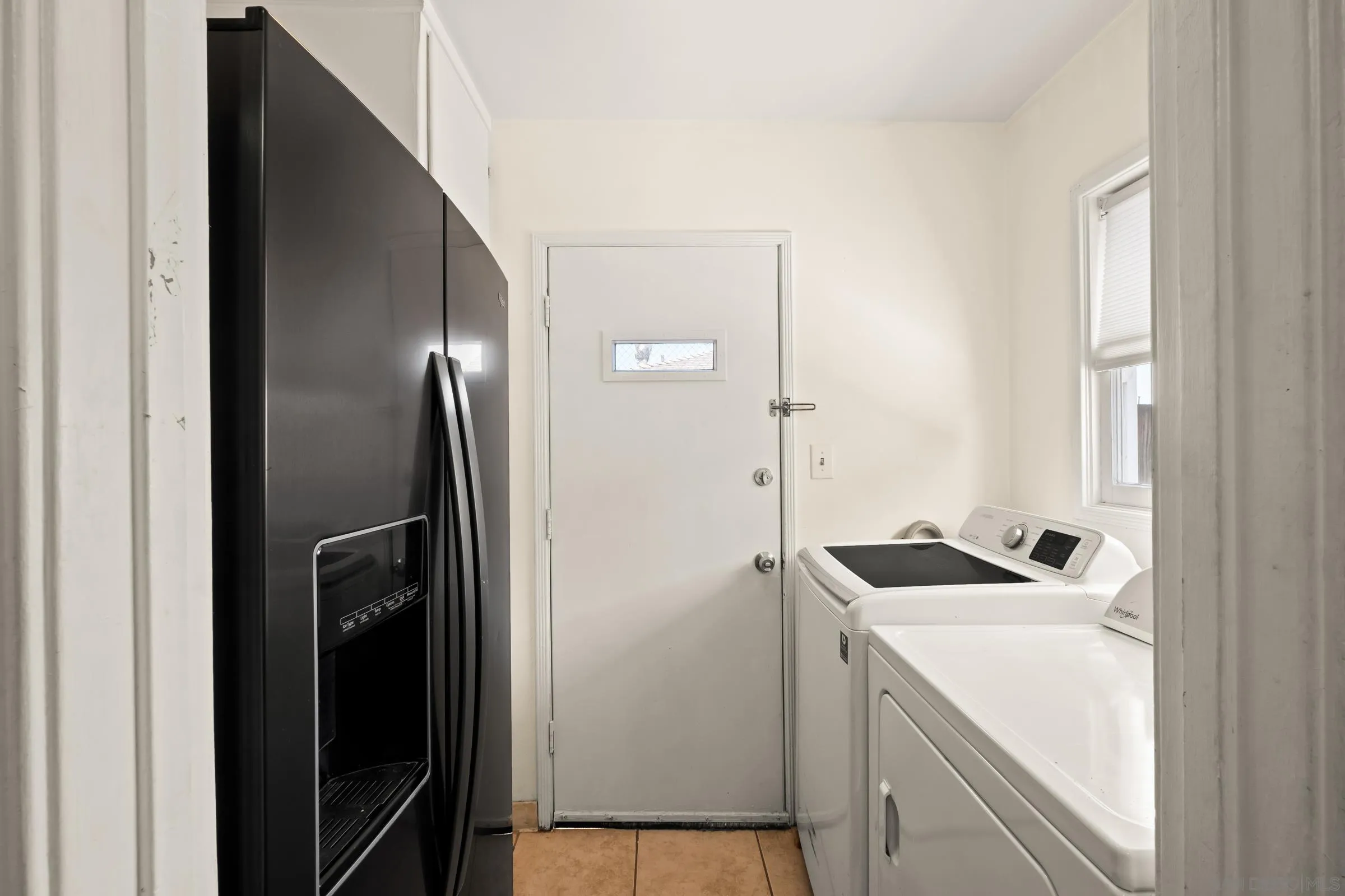 7572 Sturgess Ave, La Mesa