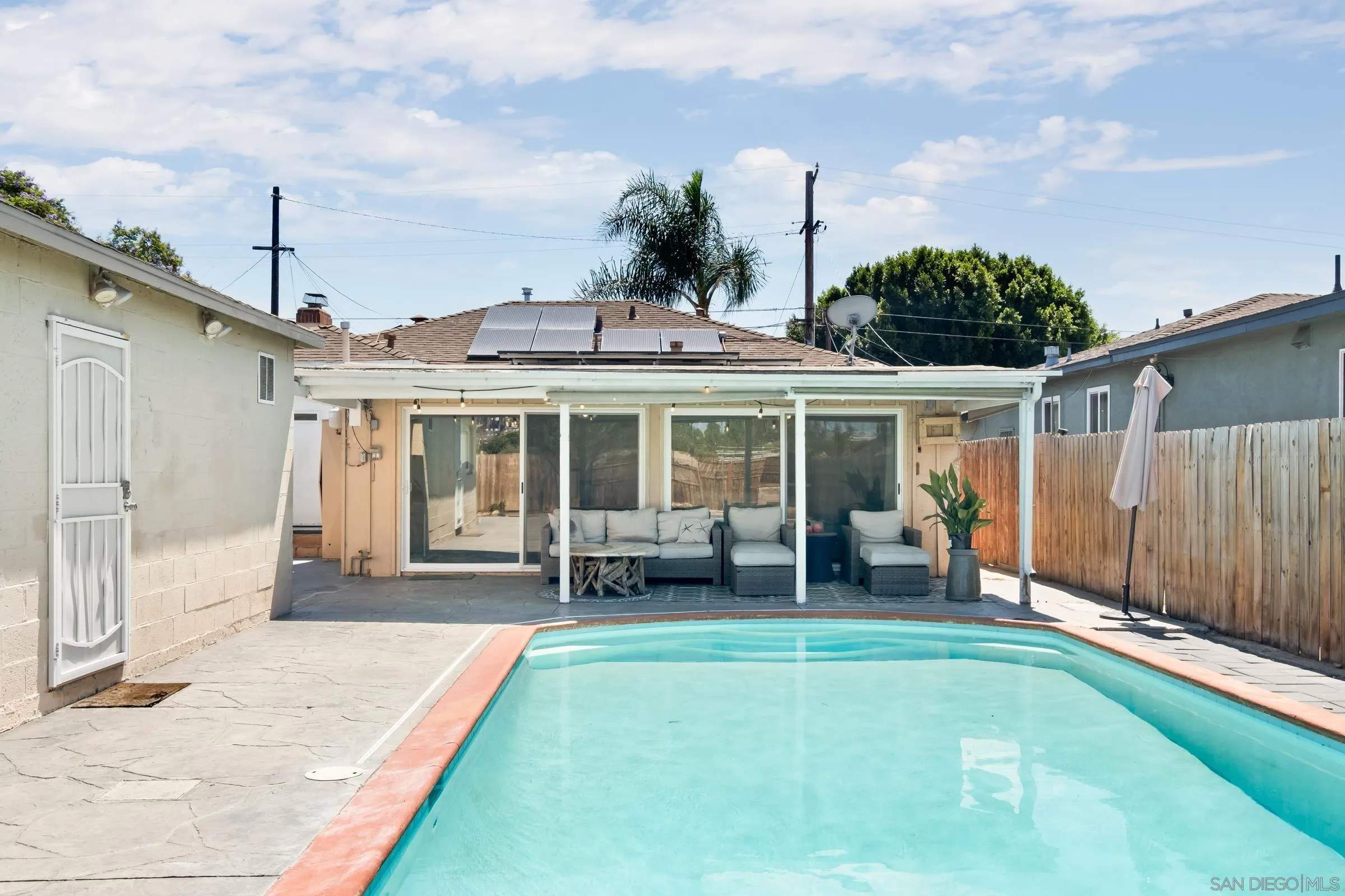 7572 Sturgess Ave, La Mesa