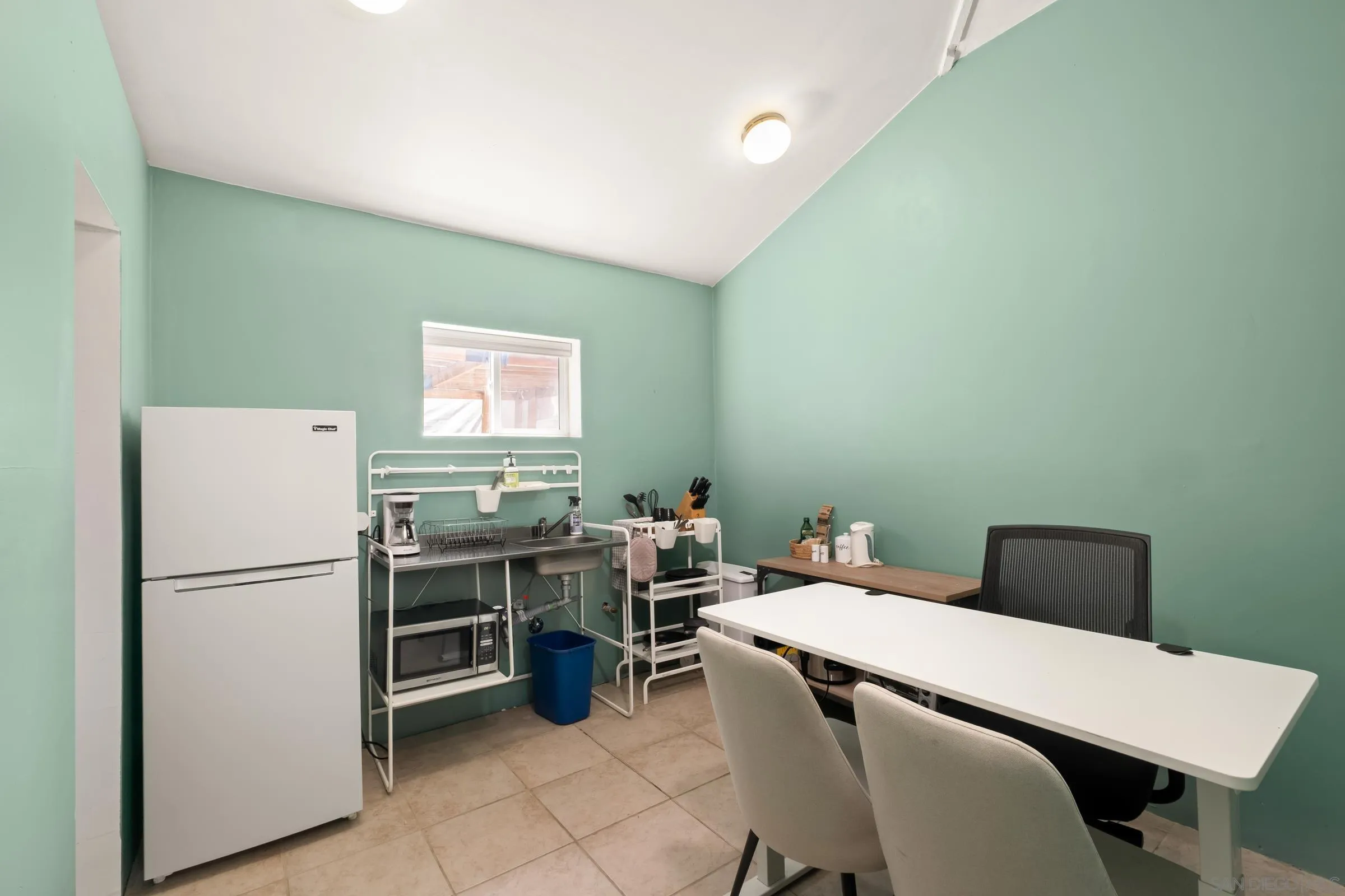 7572 Sturgess Ave, La Mesa