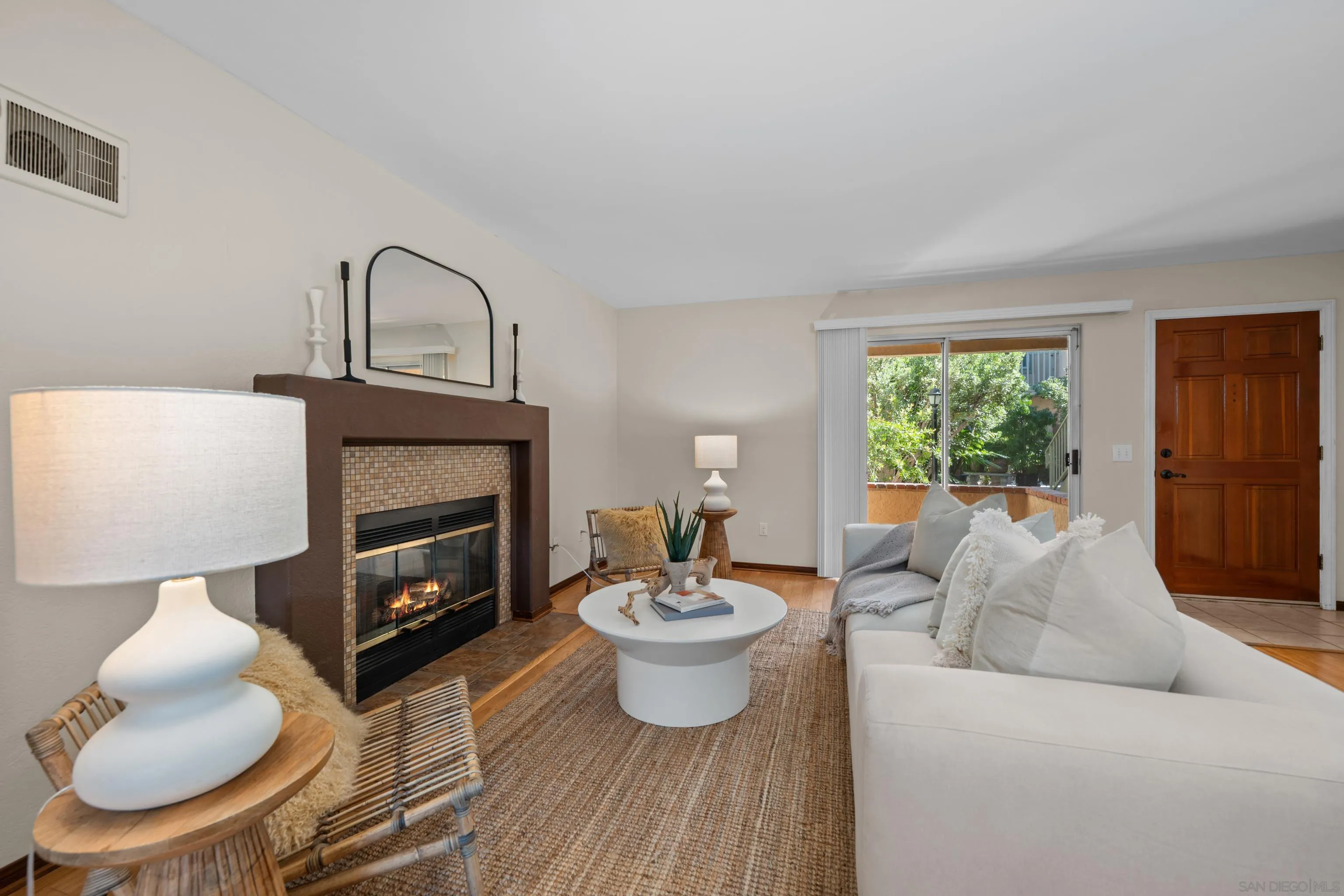 3005 Thorn St Unit 3