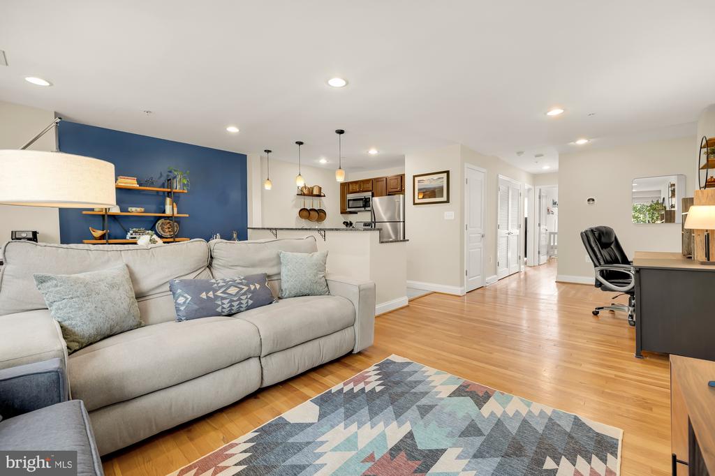 804 TAYLOR STREET NW Unit: 403