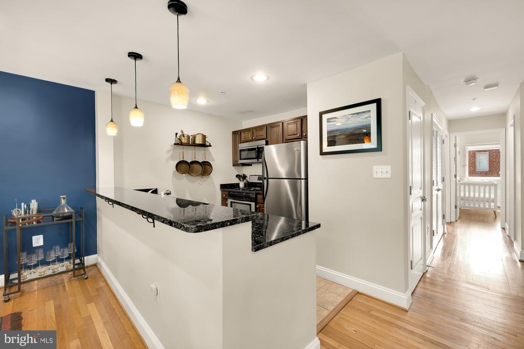 804 TAYLOR STREET NW Unit: 403
