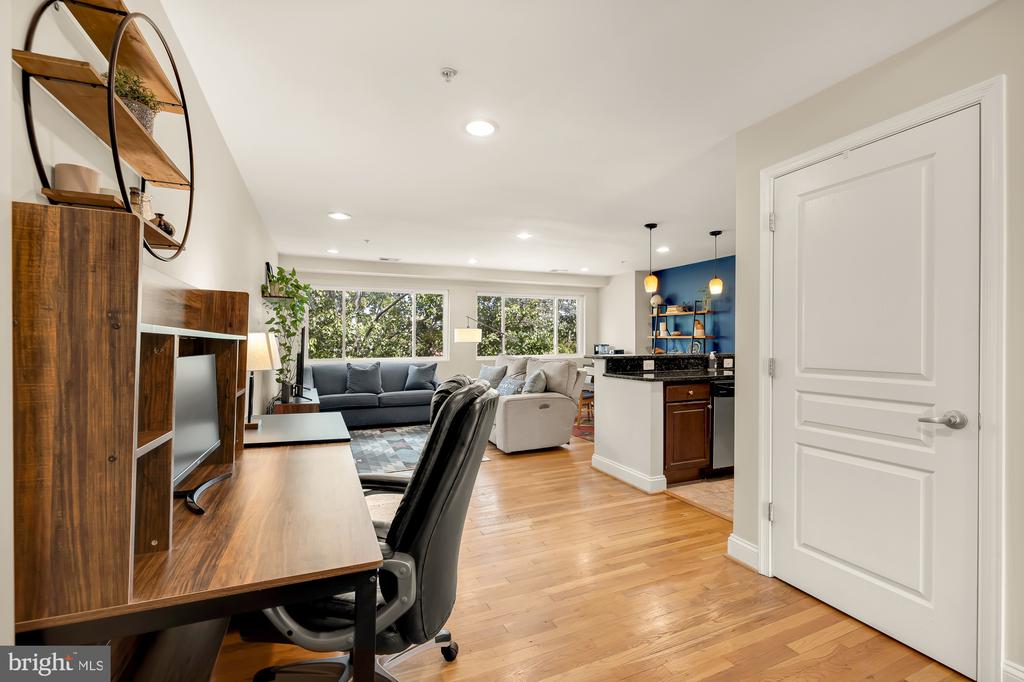 804 TAYLOR STREET NW Unit: 403