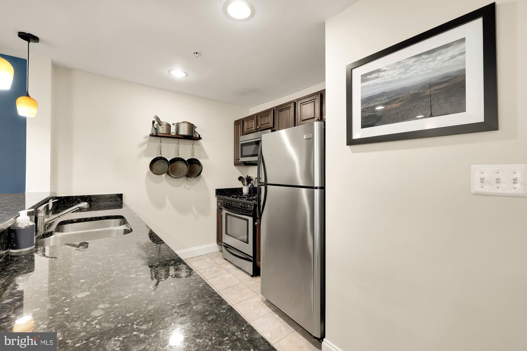 804 TAYLOR STREET NW Unit: 403