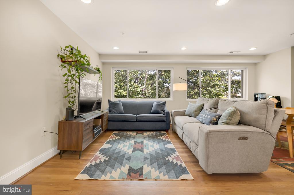 804 TAYLOR STREET NW Unit: 403